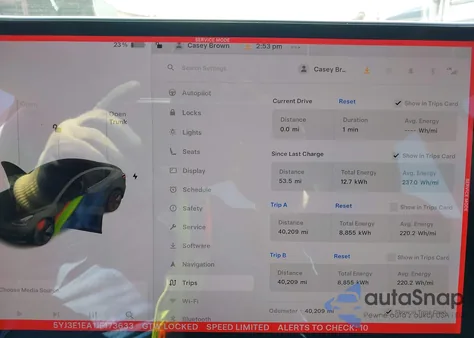 2018 Tesla Model 3 Long Range/Mid Range из США, поврежденный, VIN 5YJ3E1EA1JF173633